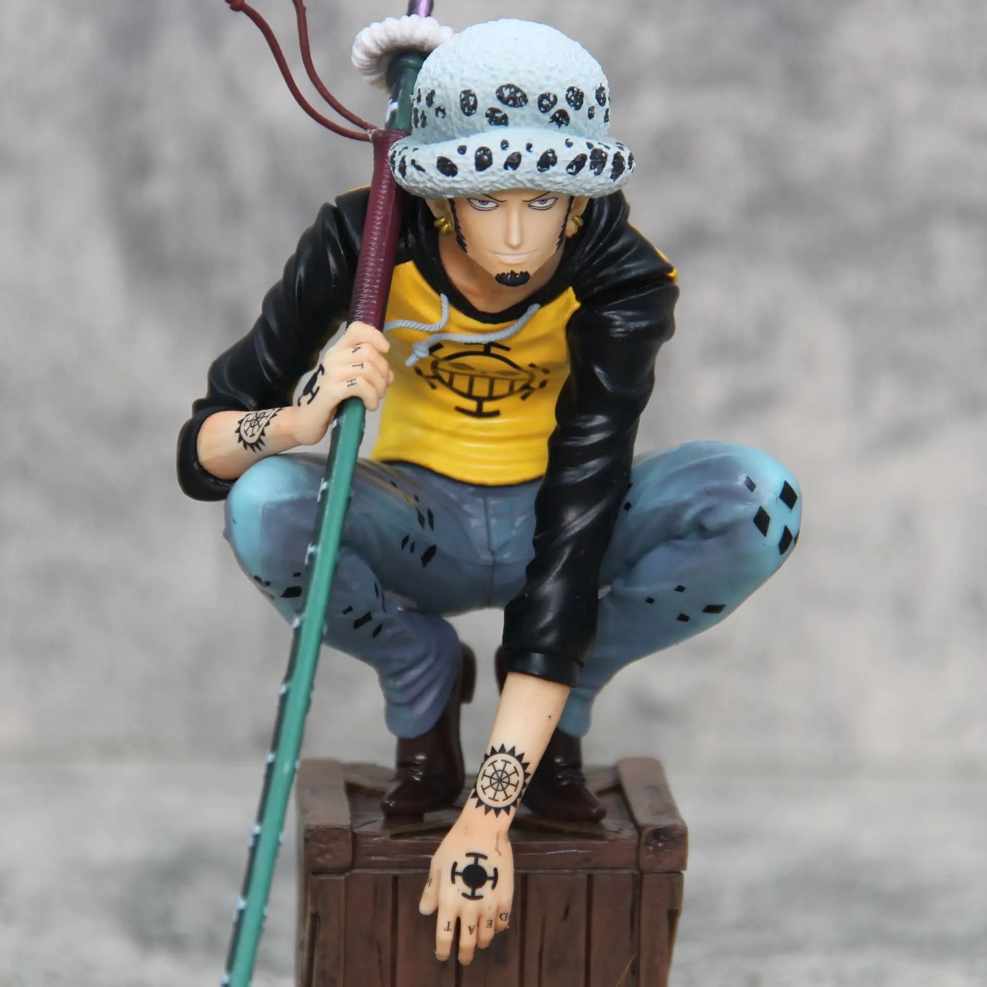 Trafalgar D. Water Law Figure 21cm